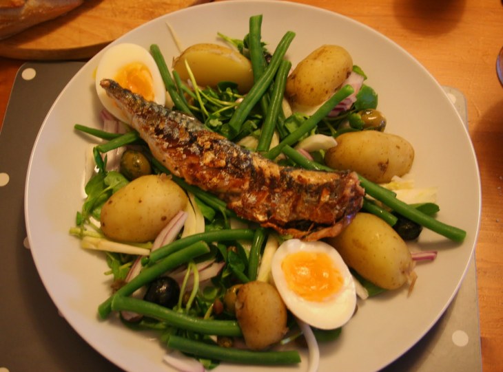 Fried Mackerel with Boiled Potatoes and Onions